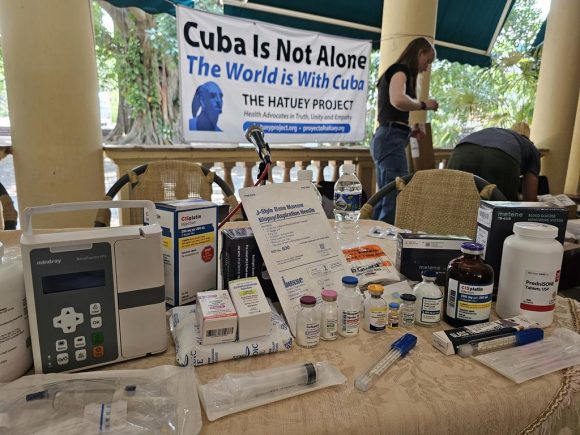 Claridad: Solidarity groups in the US deliver medical aid for children with cancer in Cuba
